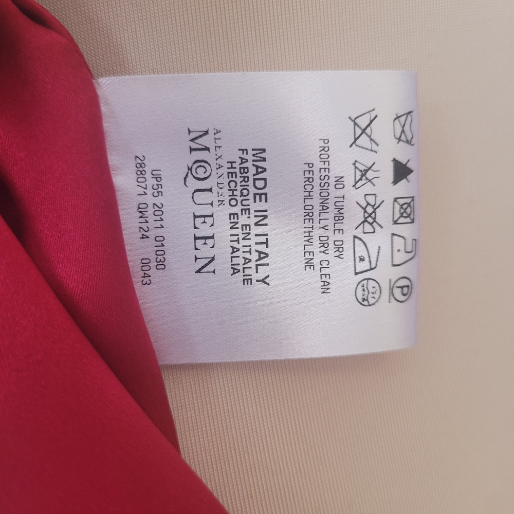 NEW! Alexander McQueen Dress - Picture 7 of 14